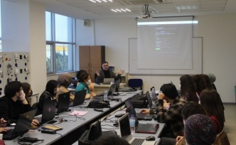 Coşkunöz Eğitim Vakfı ve BEBKA iş birliğinde  veri bilimci gençler yetişecek